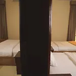 Al Ayjah Plaza Hotel