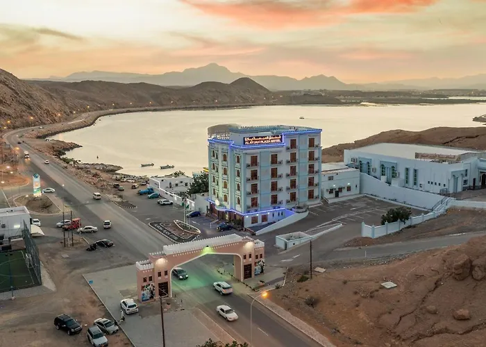 Al Ayjah Plaza Hotel