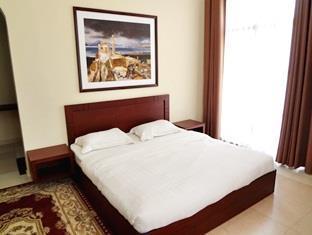 Al Ayjah Plaza Hotel